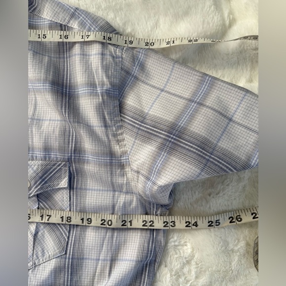 Vese Plaid Short Sleeves 2 Front Chest Button Down Shirt, Size: Large - Picture 6 of 9